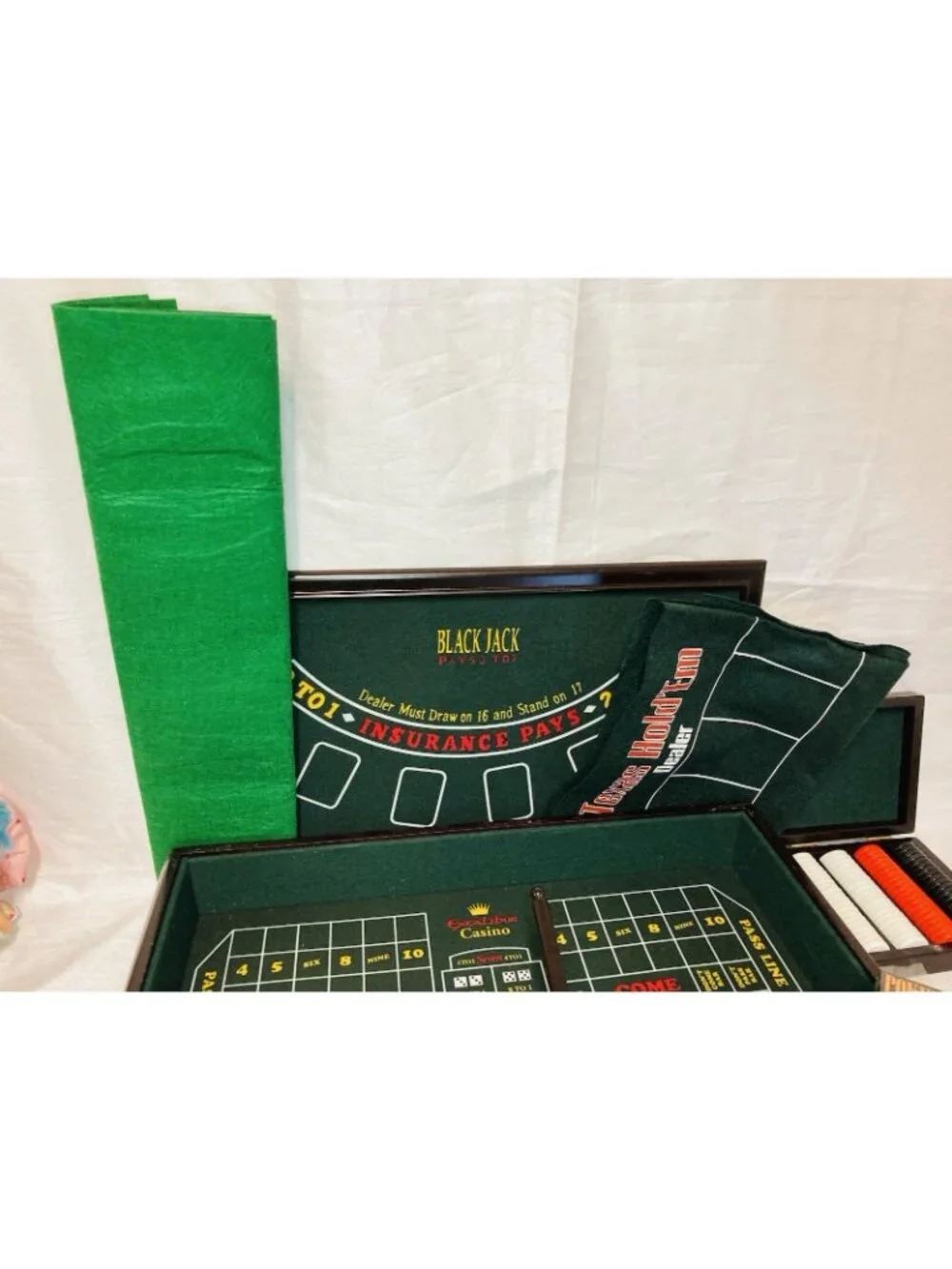 Excalibur 3 In 1 Casino House, Blackjack, Craps, Roulette New Damage Box Heavy